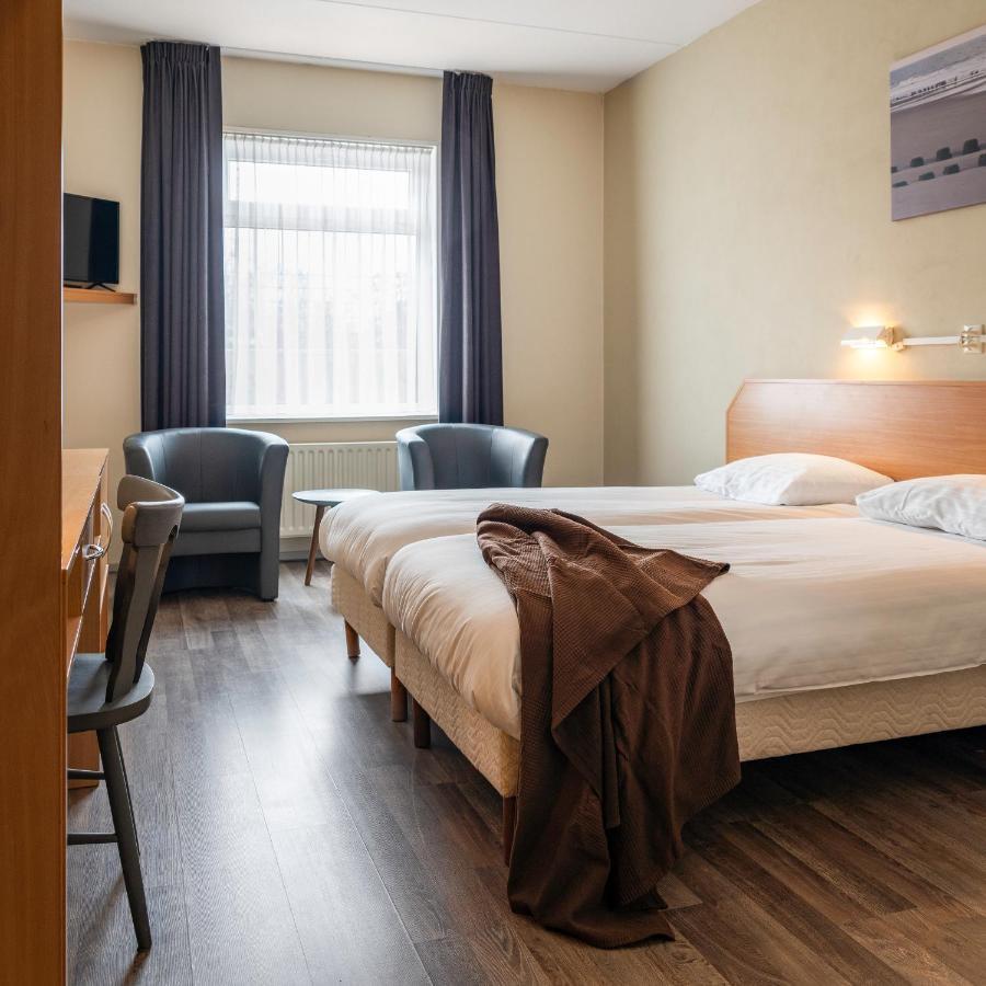 Hotel De Gentsche Poort Biervliet Esterno foto